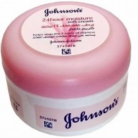 Johnson’s 24Hour Moisture Soft Cream-200gm